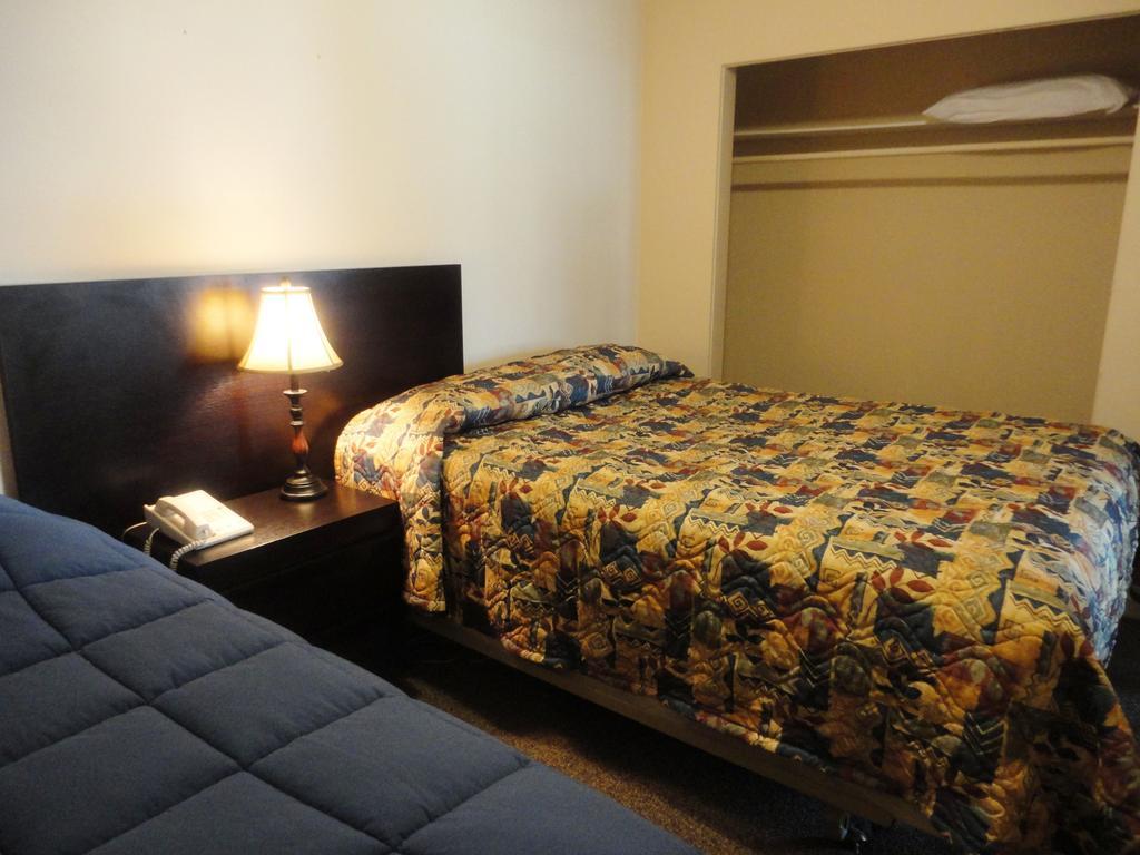 وايتهورس Stratford Motel الغرفة الصورة